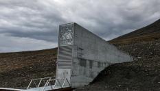 Fachada del Global Seed Vault o Banco Mundial de Semillas en Svalbard (Noruega).