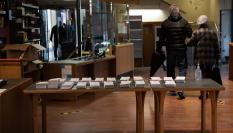 Imagen de las últimas elecciones catalanas, celebradas aún bajo estrictas medidas de protección por la pandemia