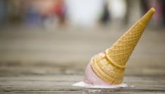 Imagen de archivo de un helado que se le ha caído a alguien.