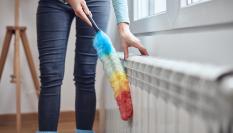 Quitar el polvo de los radiadores es importante para nuestra salud.