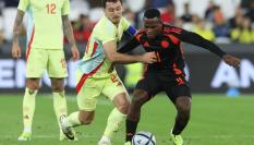 Uno de los instantes del España-Colombia