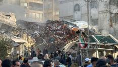 Edificio destruido junto al Consulado iraní en Damasco (Siria)