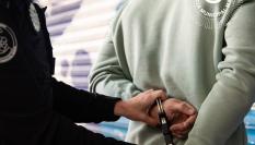 Imagen del momento del arresto, por parte de los agentes de la Policía Municipal de Madrid.