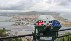 Vista de La Línea de Concepción (España), desde el mirador del Peñón de Gibraltar, en una imagen de archivo.