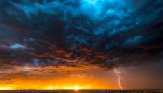 Tormenta al atardecer