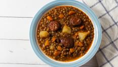 Un plato de lentejas.