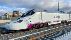 Uno de los trenes Alvia de Renfe que circula por Extremadura.