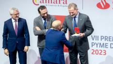 Felipe VI entrega el premio 'Pyme del Año' a Ángel Llavero, responsable de Meltio