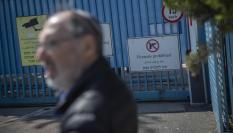 Imagen de archivo de una protesta de israelíes extremistas frente a la entrada de la sede de la UNRWA en Jerusalén Este