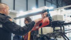 Uno de los dispositivos durante la exposición de la UME en SICUR (Salón Internacional de la Seguridad).