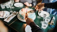 Una tarta de cumpleaños.