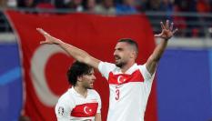 El futbolista turco Merih Demiral celebra uno de sus goles frente a Austria en los octavos de final de la Eurocopa 2024