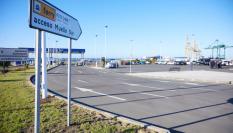 Entrada al puerto de Huelva por el acceso al Muelle Sur