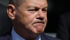 El canciller federal alemán y líder del SPD, Olaf Scholz, en los actos en memoria de las víctimas de los atentados de Solingen.