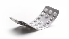 Imagen de archivo de un blíster de medicamentos gastado.