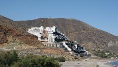 El polémico hotel erigido en El Algarrobico (en el parque natural de Níjar, Cabo de Gata, Almería).