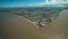Vista aérea de la ciudad de Guyama, Georgetown y el río Demerara; en una imagen de archivo.