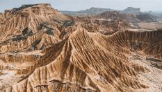 Vista desde el cielo de las Bárdenas Reales, en Navarra.