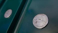 Monedas exhibidas en la exposición 'Nuestra Señora de las Mercedes. Una historia en comun'