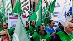 Manifestación de la Central Sindical Independiente y de Funcionarios (CSFI), ante el Ministerio de Asuntos Económicos, en protesta por el previsible fin del modelo sanitario de Muface.