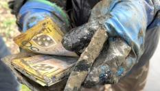 Parte del botín rescatado en un río de Reino Unido.