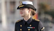 La princesa Leonor, este miércoles instantes antes de subir al Juan Sebastián Elcano.