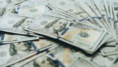 Imagen de archivo de billetes de dólar.