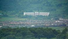 Vista de la ciudad de Rason desde la frontera china con Corea del Norte.
