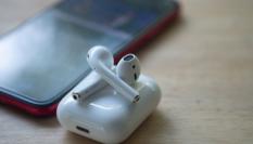 Imagen de archivo de unos auriculares AirPods.