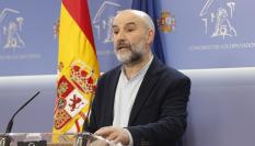 El diputado del BNG, Néstor Rego, durante la rueda de prensa que ha ofrecido este martes en el Congreso.