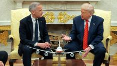 Mark Carney y Donald Trump, en su recepción a los medios en la Casa Blanca