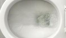 Así puedes eliminar el sarro del váter