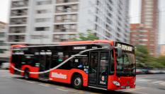 Autobús del servicio público de Bilbao.