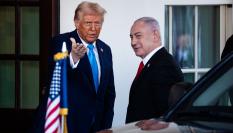 El presidente de EEUU, Donald Trump, recibe al primer ministro israelí, Benjamin Netanyahu, en la Casa Blanca; en una imagen de archivo.