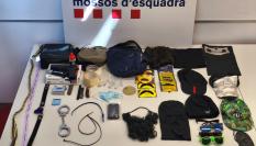 Imagen del material intervenido en el registro de un presunto violador en Barcelona (Cataluña).