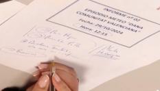 Un plano detalle de las notas tomadas por la exconsellera de Emergencias Salomé Pradas durante el Cecopi, en un vídeo que salió a la luz durante el juicio que investiga posibles reponsabilidades penales en la gestión de la catástrofe.