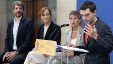 Imagen de archivo del ministro de Derechos Sociales, Pablo Bustinduy, y la vicepresidenta segunda, Yolanda Díaz; la ministra de Sanidad, Mónica García; y el ministro de Cultura, Ernest Urtasun.