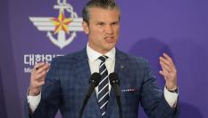 El secretario de Guerra de EEUU, Pete Hegseth, durante una rueda de prensa tras una reunion sobre seguridad con Corea del Sur, el 4 de noviembre de 2025, en Seúl.