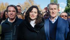 El PP vuelve a salir a la calle, aunque mucha menos gente que en junio.