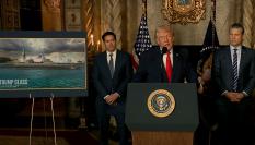 Donald Trump, durante un anuncio junto al secretario de Estado, Marco Rubio, y el secretario de Guerra, Peter Hegseth
