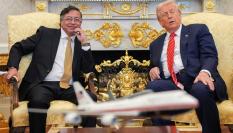 El presidente de EEUU, Donald Trump, y su homólogo colombiano, Gustavo Petro, reunidos en el Despacho Oval de la Casa Blanca, en Washington, el 3 de febrero de 2026.