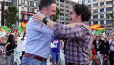 Imagen de archivo del líder de Vox, Santiago Abascal, y el diputado José María Figaredo; en una imagen de archivo en un acto en Gijón (Asturias).