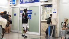 Un pase de inmigrantes a la Península desde Ceuta en el verano de 2025.