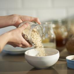 Una técnica en nutrición avisa de cuándo estás tomando demasiada avena en el desayuno