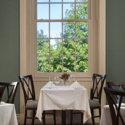 Un chef cierra su restaurante por el incremento de turistas en su pueblo: "Quiero seguir ofreciendo buena comida a clientes que se tomen su tiempo para disfrutarla"