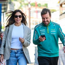 Fernando Alonso y Melissa Jiménez, padres de su primer hijo en común