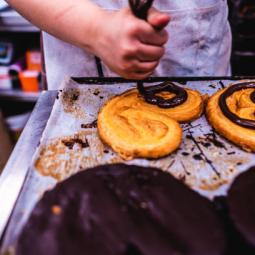 Guillermo, doctor en nutrición: "¿Cómo podemos ponerle un 0 a un niño en el colegio si previamente el mismo colegio le da un desayuno que le ha impedido aprender?"