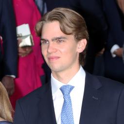 Sale a la luz a lo que se dedica Miguel Urdangarin en el trabajo que desveló su padre: esto es lo que hace el Borbón que rompió moldes