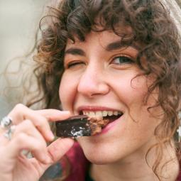 Chocolate sin cacao: la revolución científica que convierte la cebada y la avena en tabletas de lujo