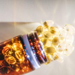 Laia Ramos, investigadora: "La suplementación con vitamina D en personas que no tienen deficiencia ni osteoporosis no es eficaz para reducir caídas y fracturas"